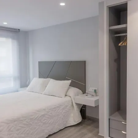 Sakura Homes Centro 8 Plazas Διαμέρισμα Ponferrada